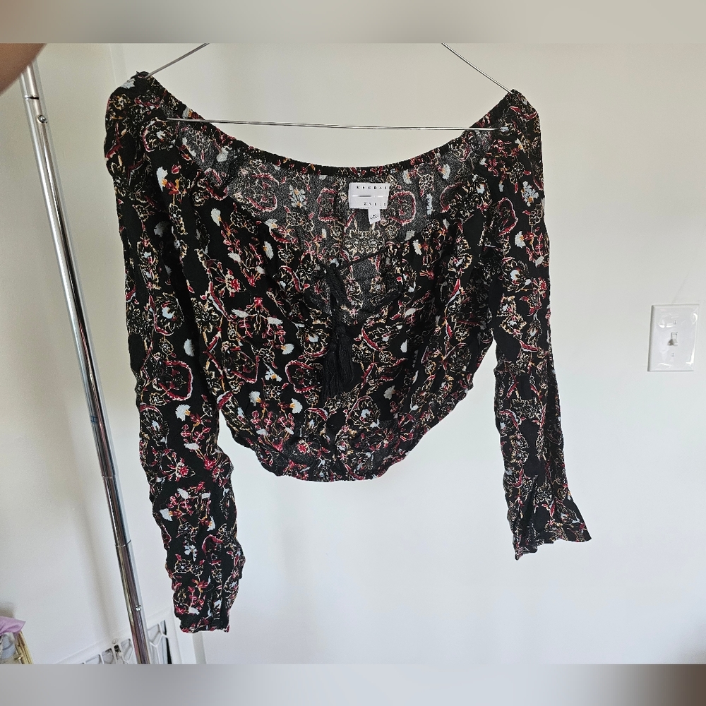 Black floral off the shoulder crop top